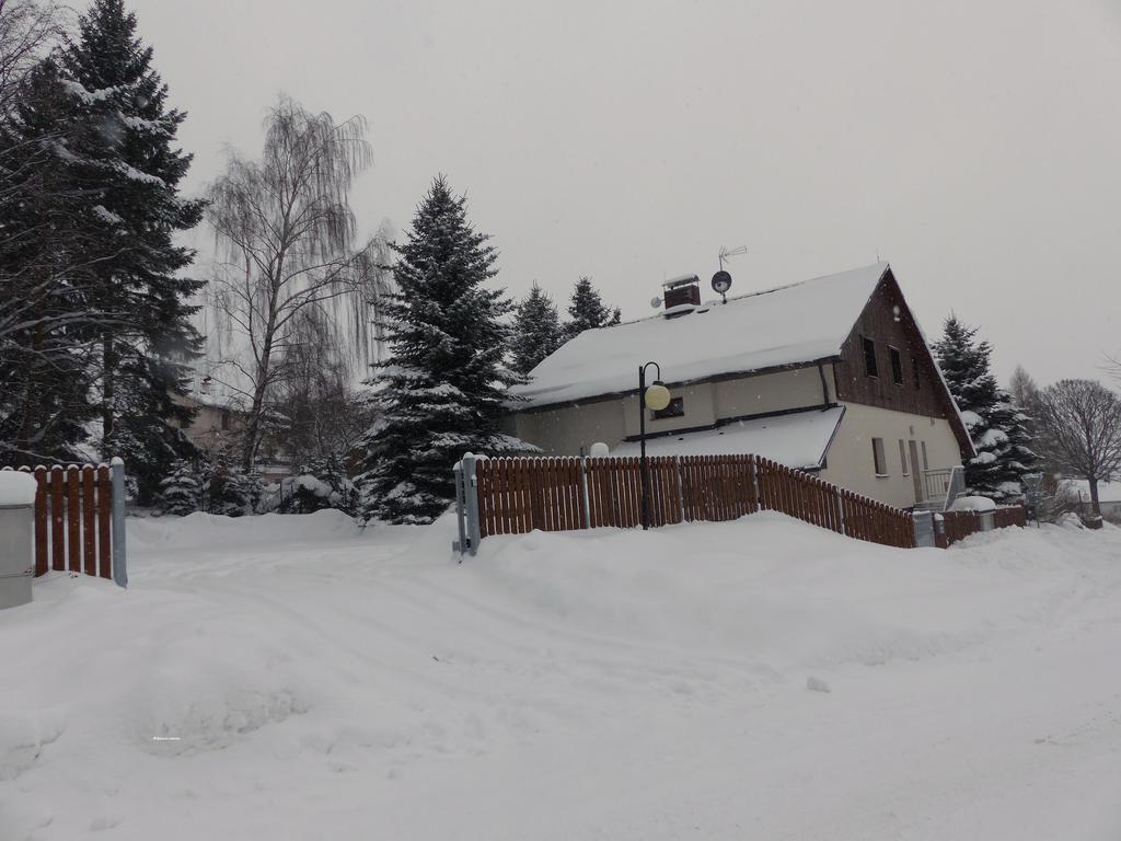 Appartamento Haus Tolstejn Jiřetín pod Jedlovou Esterno foto