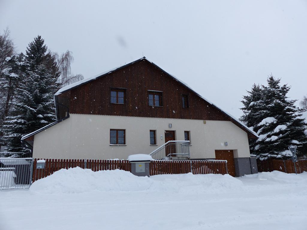 Appartamento Haus Tolstejn Jiřetín pod Jedlovou Esterno foto