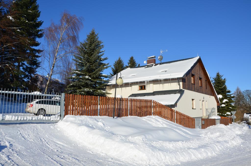 Appartamento Haus Tolstejn Jiřetín pod Jedlovou Esterno foto