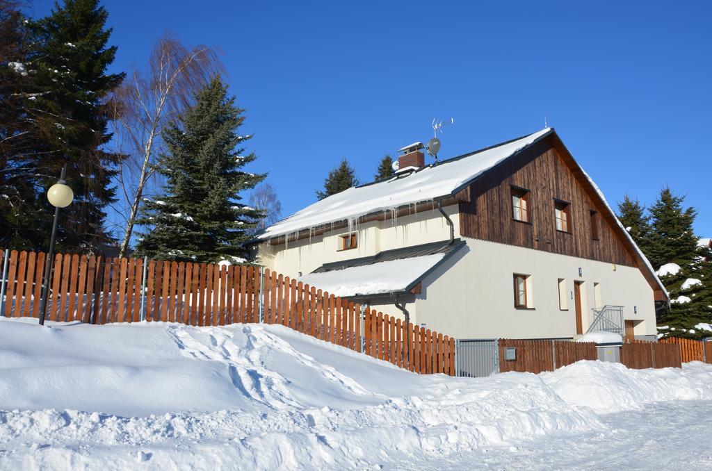 Appartamento Haus Tolstejn Jiřetín pod Jedlovou Esterno foto