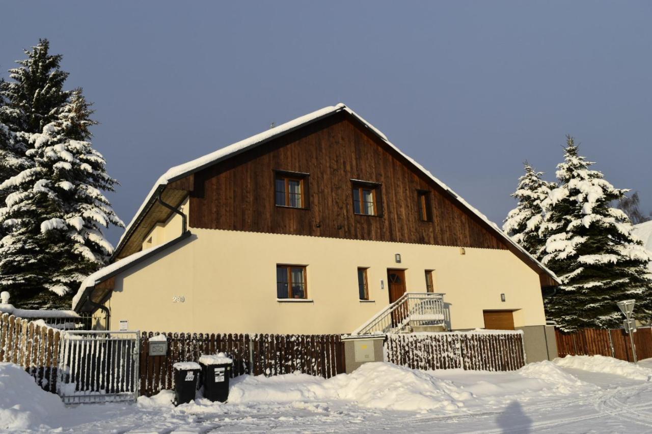 Appartamento Haus Tolstejn Jiřetín pod Jedlovou Esterno foto