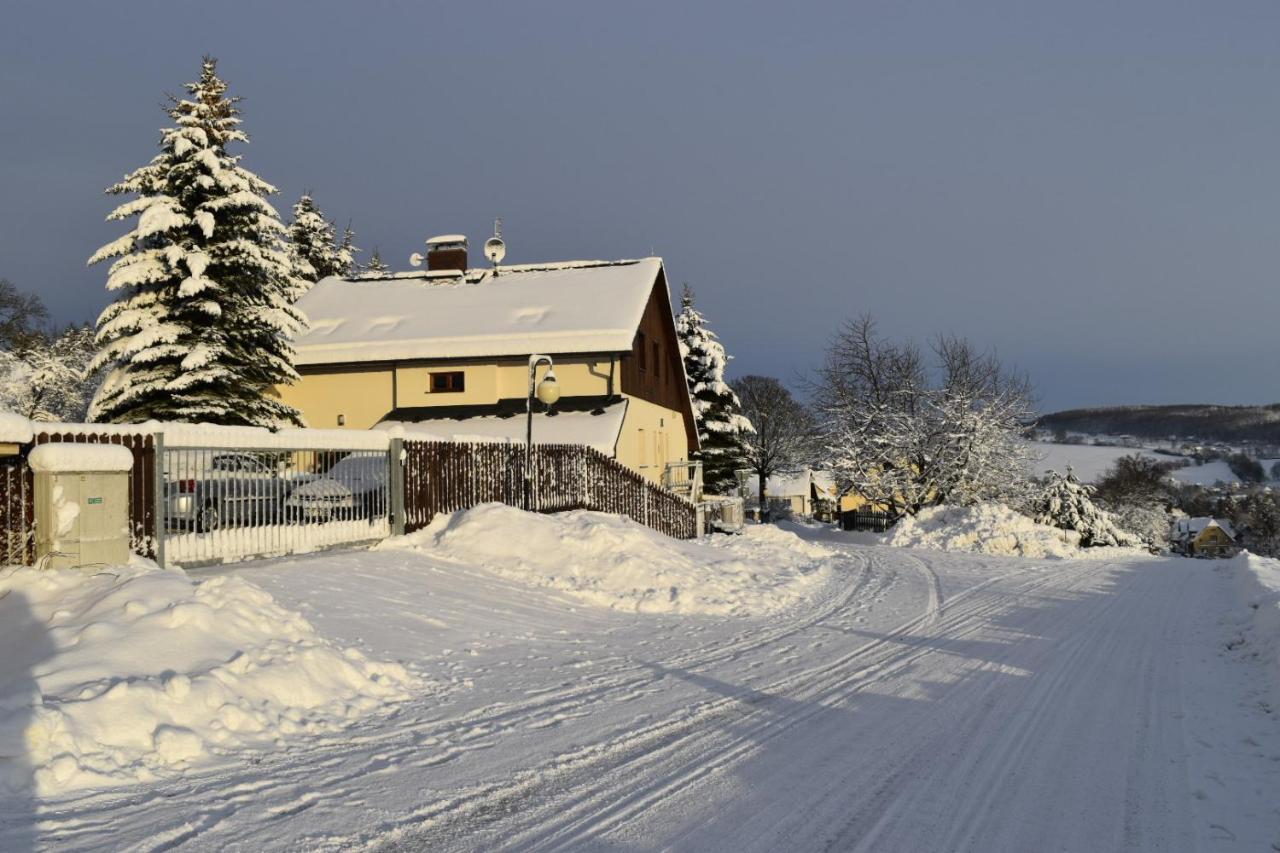 Appartamento Haus Tolstejn Jiřetín pod Jedlovou Esterno foto